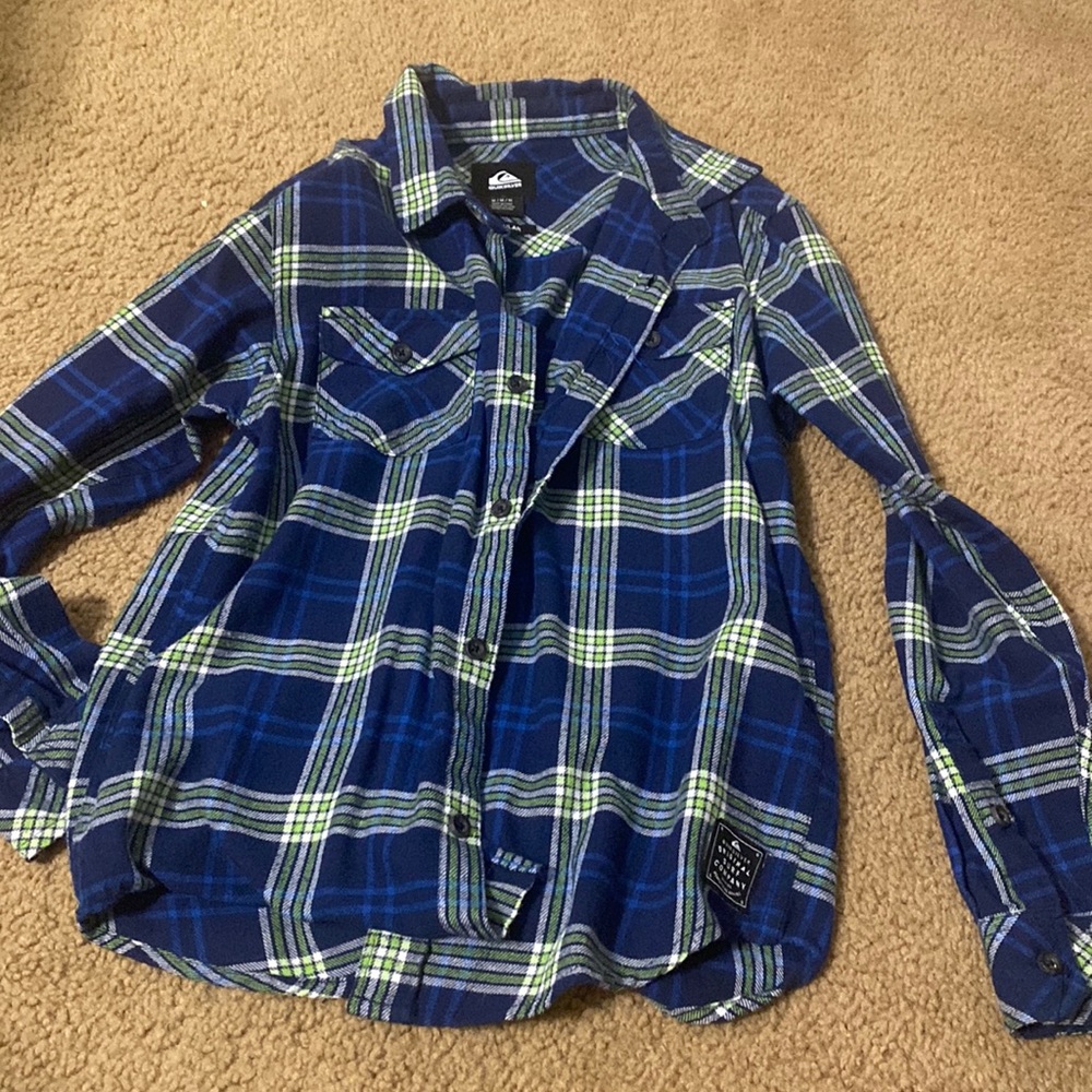 Quicksilver boys used long sleeve button up size medium